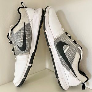 Mens Nike Spikeless golf shoes